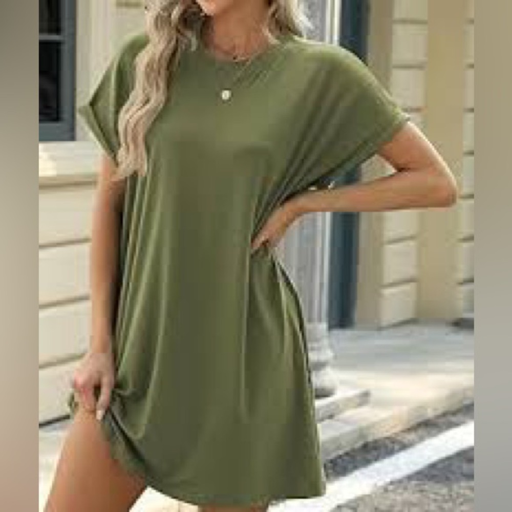 Studio Ka LA Casual dress. Olive Green, Shift Relaxed for with pockets. Large